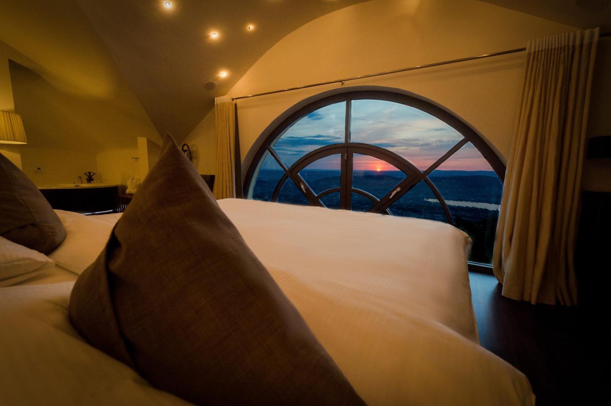 Hotel Uto Kulm Car-Free Hideaway In Zurich Bonstetten Szoba fotó