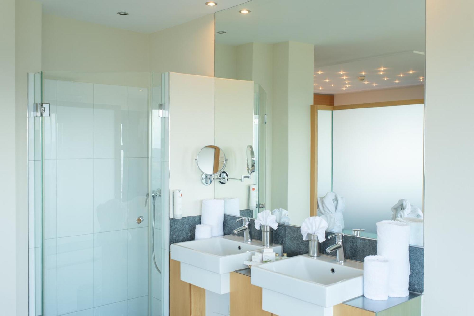Hotel Uto Kulm Car-Free Hideaway In Zurich Bonstetten Szoba fotó
