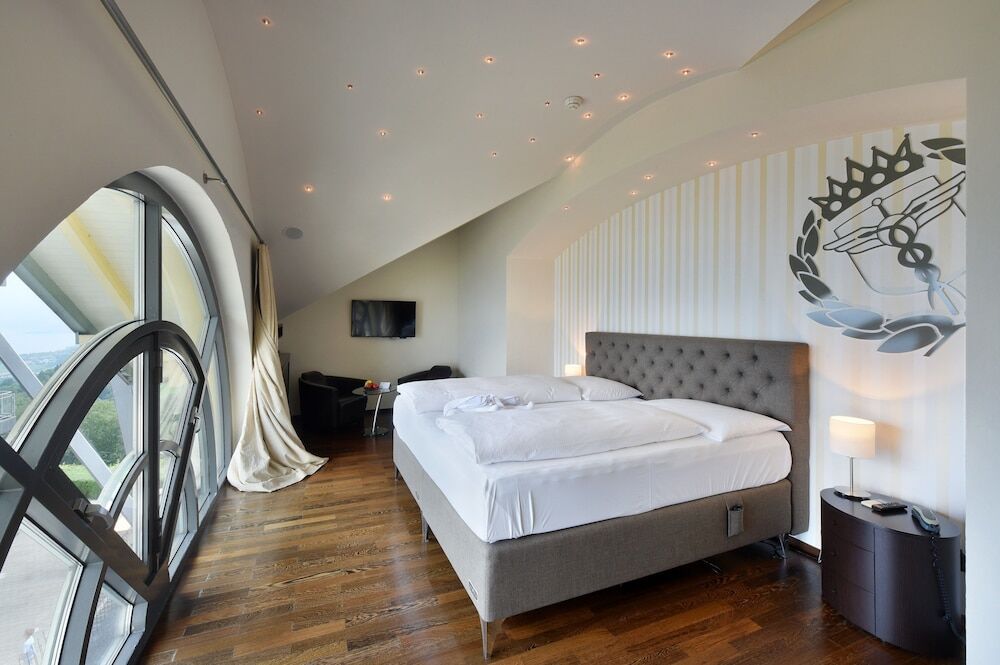 Hotel Uto Kulm Car-Free Hideaway In Zurich Bonstetten Kültér fotó